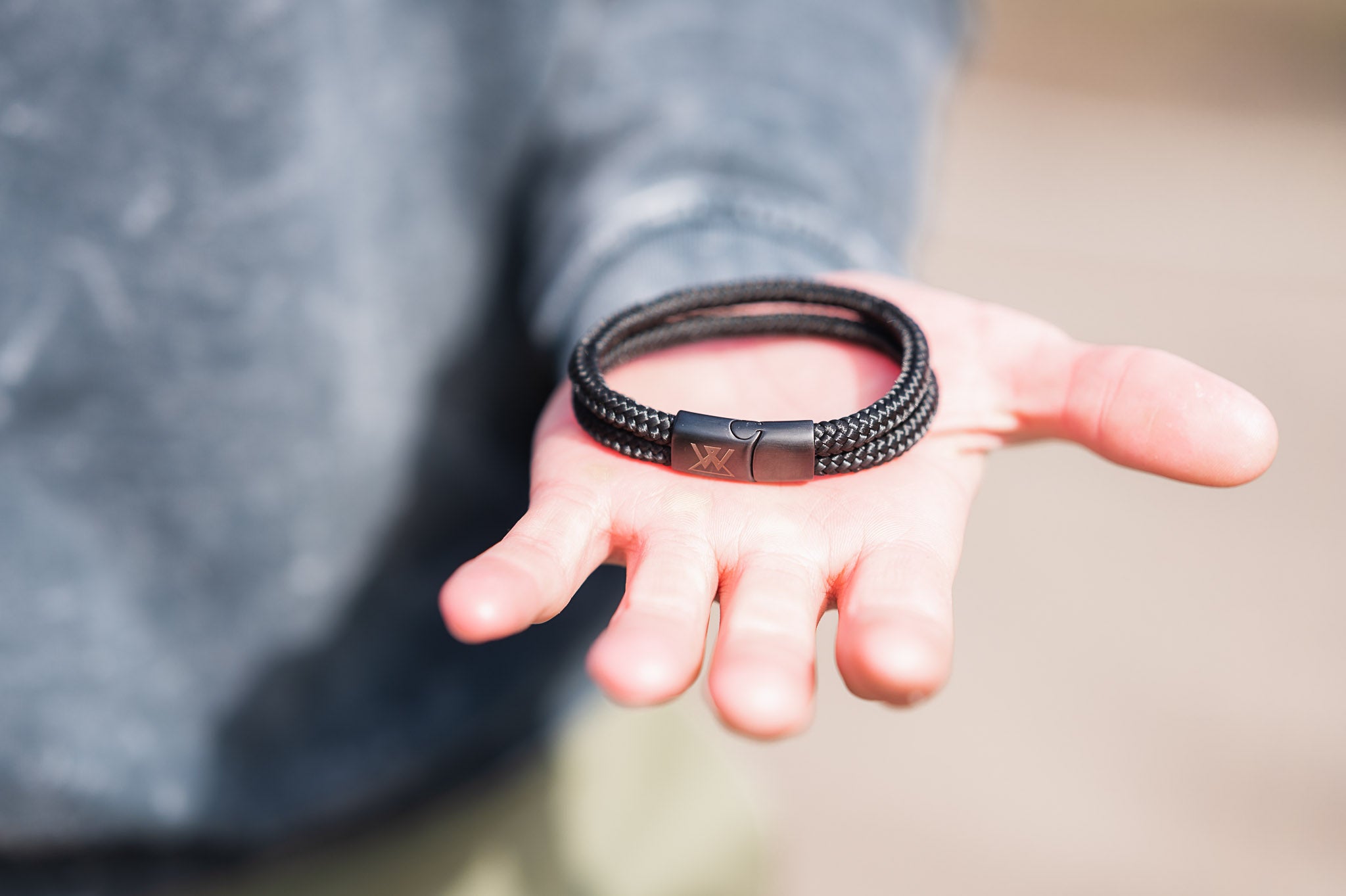 Scheepstouw armbanden voor heren: Een trendy accessoire