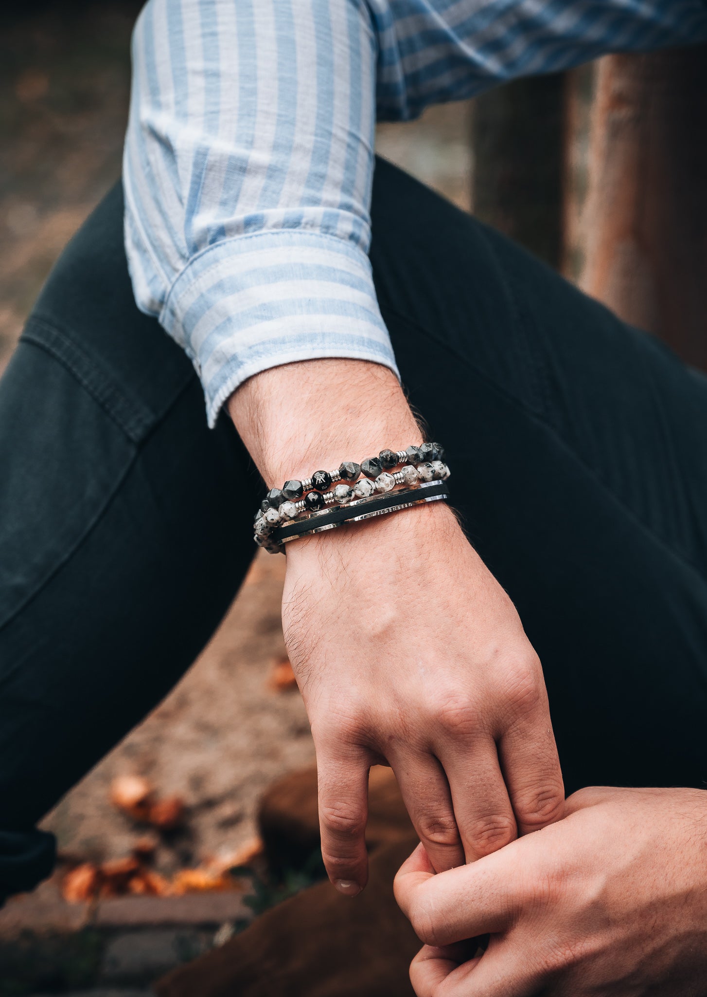 Kan een stalen armband huidirritatie veroorzaken?