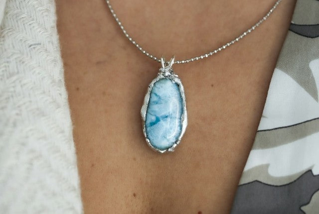 Wat doet een larimar armband?