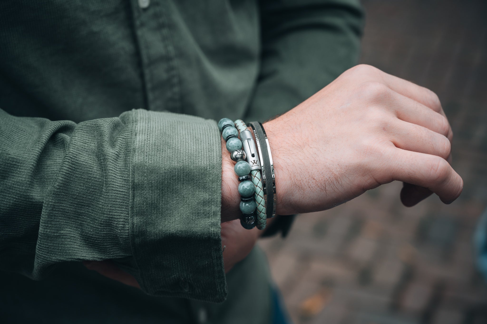 Stalen armbanden en sport: Een goede combinatie?